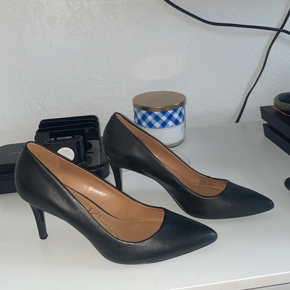 Heels - Picture 2 of 3